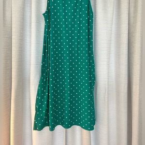 LulaRoe Charlotte sleeveless swing style above the knee dress